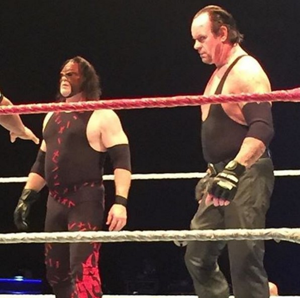 The Undertaker & Kane Defeat Luke Harper & Braun Storwman At WWE Live Event In Mexico