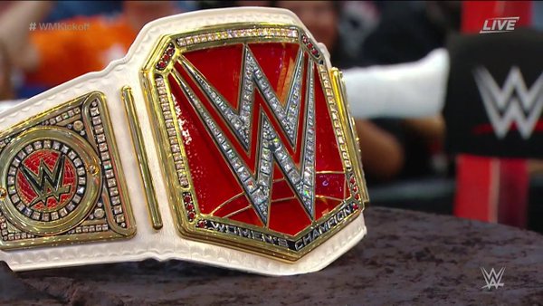 New WWE Women's Championship Debuts At WrestleMania 32 - 2016