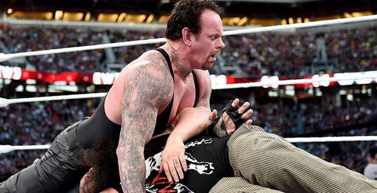 Bray Wyatt kicks out of Undertaker's Tombstone Piledriver - WrestleMania 31