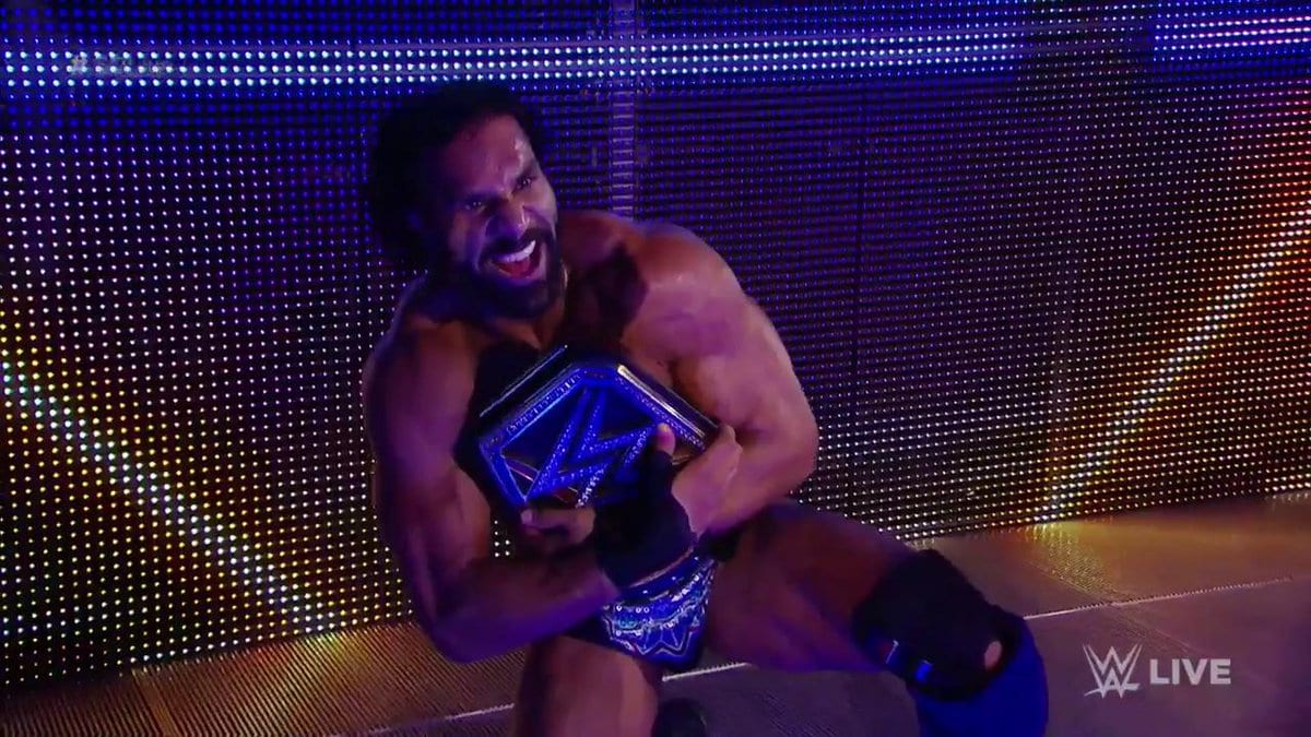 WWE Champion Jinder Mahal defeats Baron Corbin in Corbin's Money In The Bank cash-in match on the final SmackDown Live episode before SummerSlam 2017