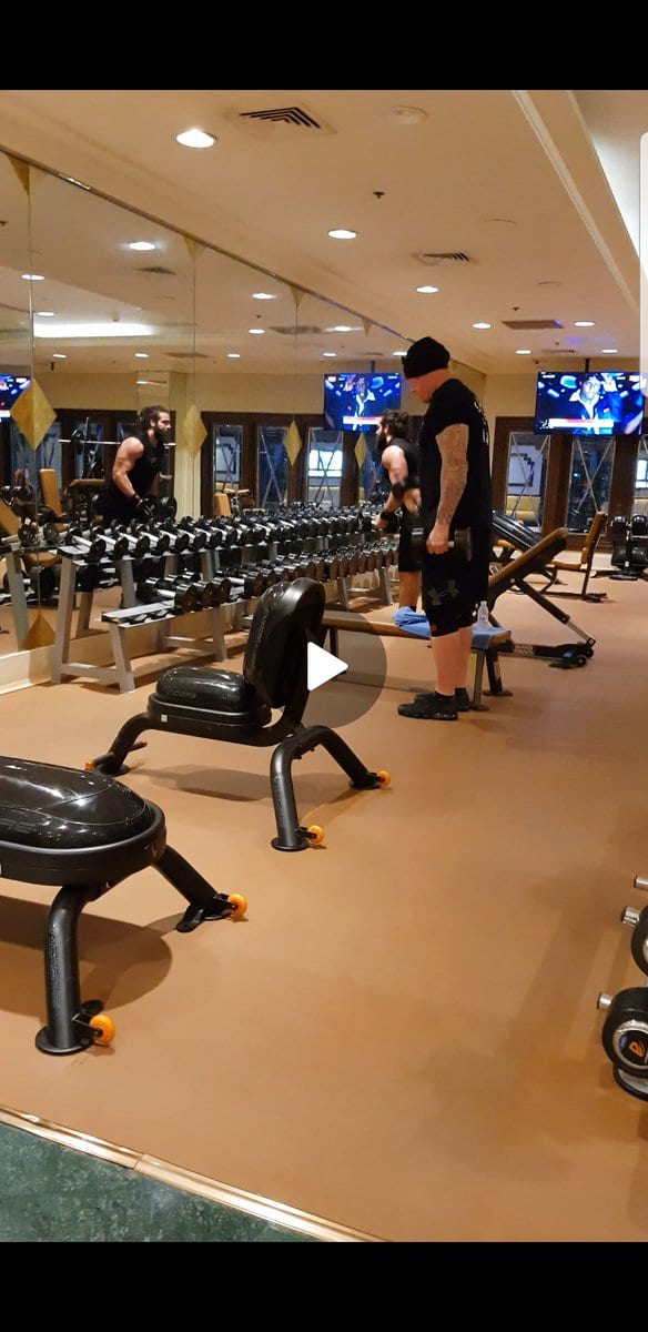 undertaker workout in gym