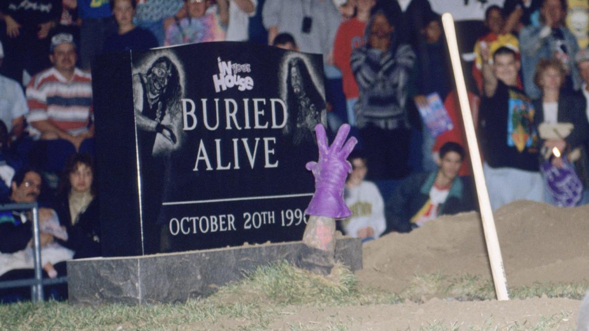 The Undertaker Hand Out Of The Grave Buried Alive 1996