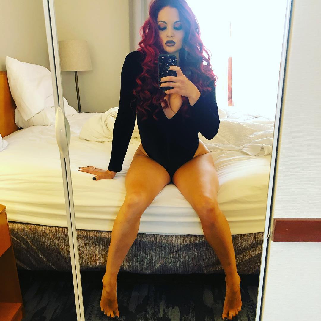 Maria-Kanellis-Revealing-Photos-2019-4.jpg