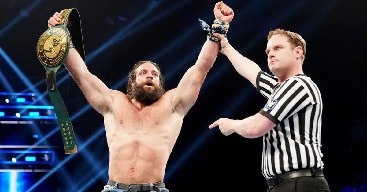 SmackDown s Elias Could Be Out Of Action For Months WWF Old School