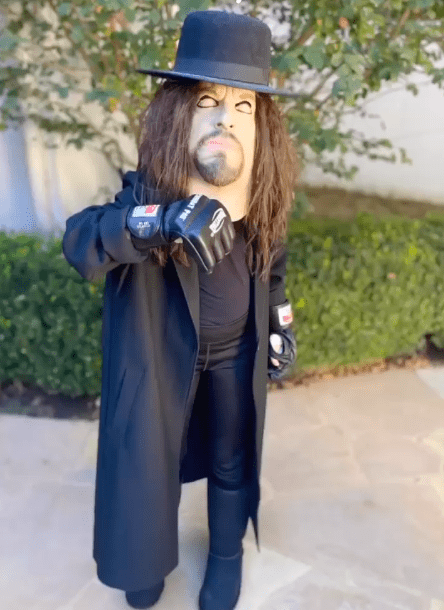 The Undertaker’s Daughter Kaia Dresses Up As Her Father For Halloween 2020 - 2