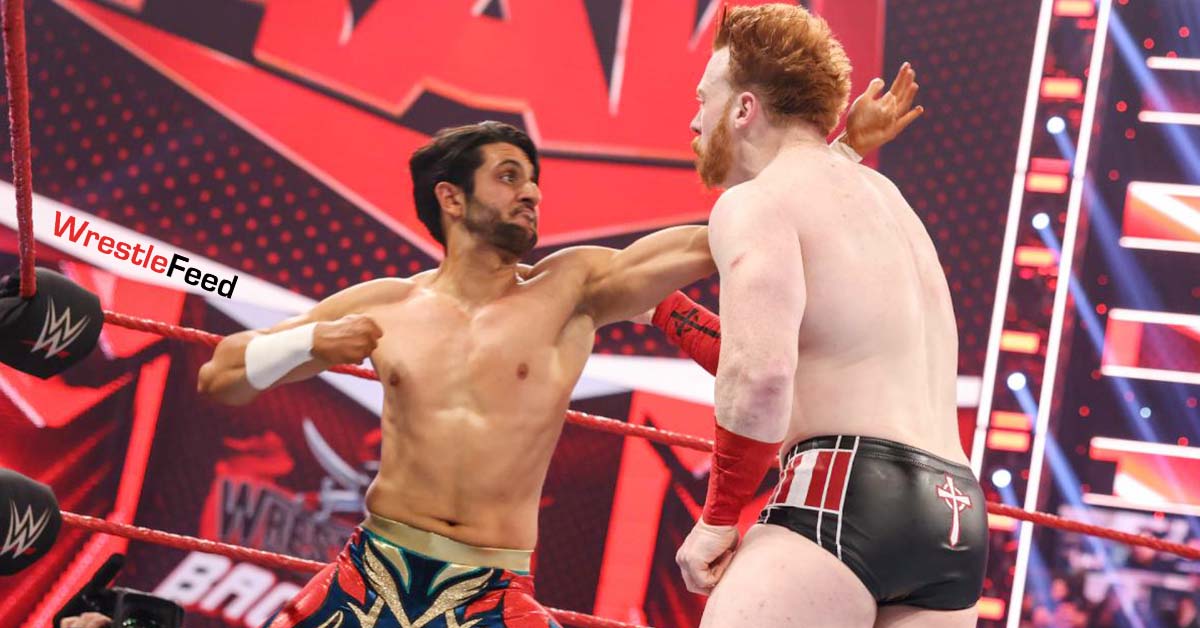 Mansoor Punches Sheamus WWE RAW WrestleFeed App