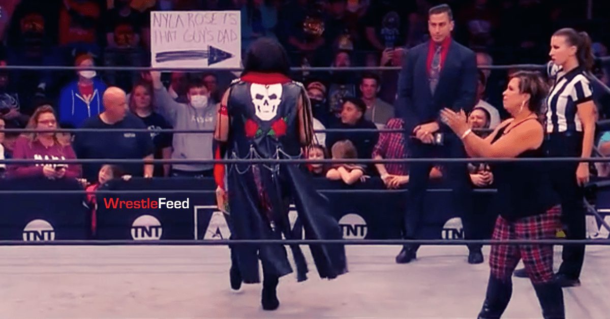 Nyla Rose Is That Guy's Dad Transphobic Sign AEW Dynamite WrestleFeed App