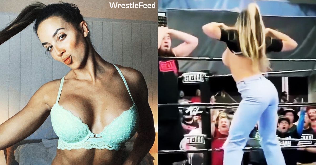 WWE Star Chelsea Green Exposes Her Boobs - WWF Old School