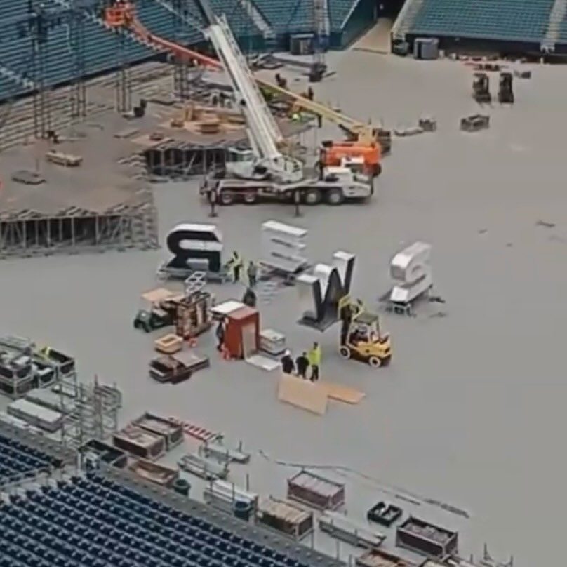 WrestleMania 40 Set Construction