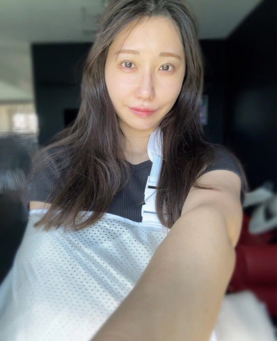 Riho Fractures Arm AEW Collision