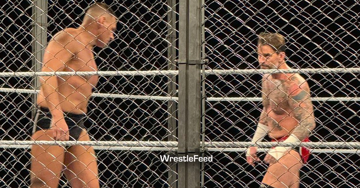 Gunther vs CM Punk Steel Cage Match WWE Live Event House Show Chicago December 29 2024 WrestleFeed App
