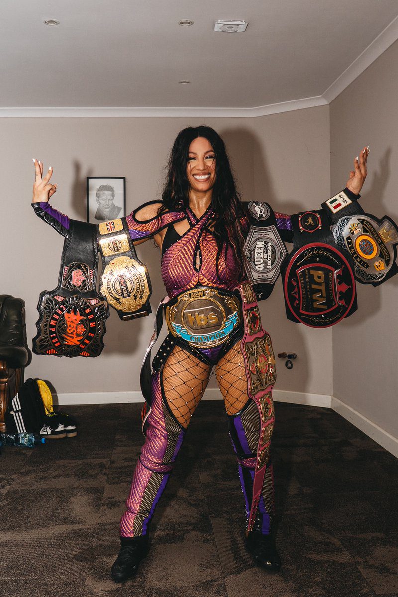 Mercedes Mone Sasha Banks 8 Belts