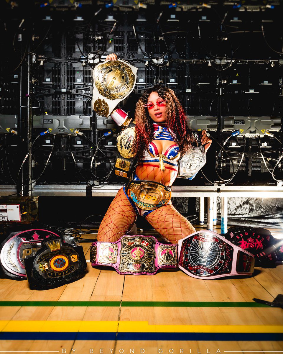 Mercedes Mone 9 Belts Sasha Banks