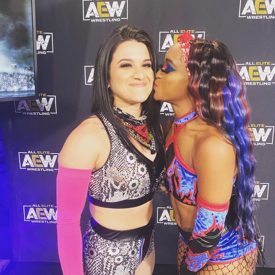 Diamante Kiera Hogan Kiss AEW